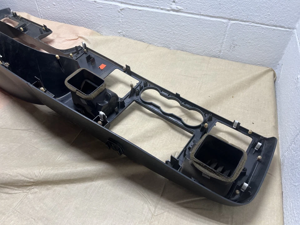 2005 - 2007 福特 F250 F350 Super Duty Dash Panel Cluster 圈黑色 — 第 2/4 张图片