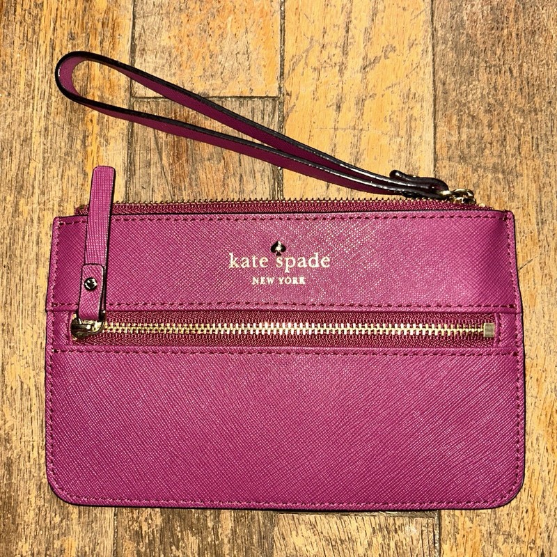 Kate Spade New York Mikas Pond Bee Wristlet In Magenta