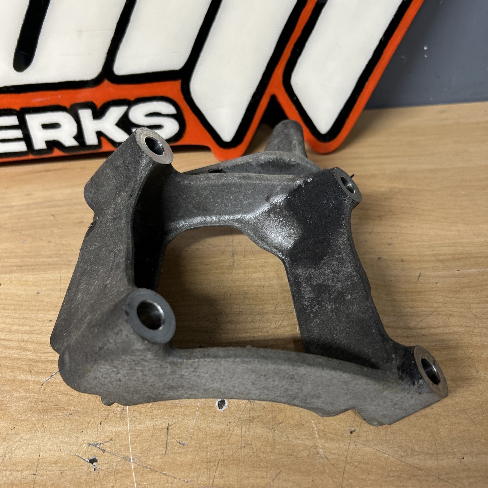 AC Compressor Bracket 97-05 ACURA NSX C30A C32B OEM