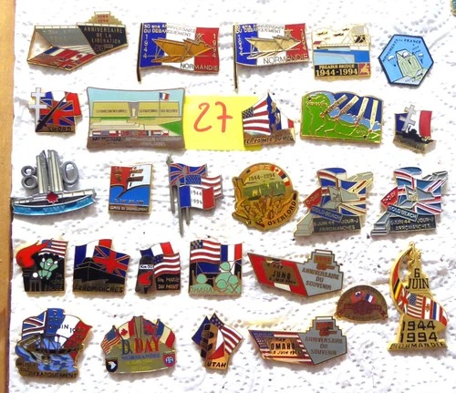 Lot of military pins, Normandy landing 44-4-