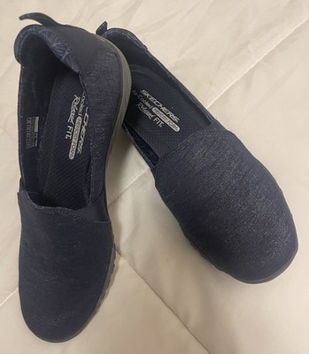 Women s Size 10 Navy Sketchers Air Cooled, Memory Foam Relaxed Fit