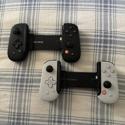Backbone  One (Lightning) - Mobile Gaming Controller, Black And White Bundle!