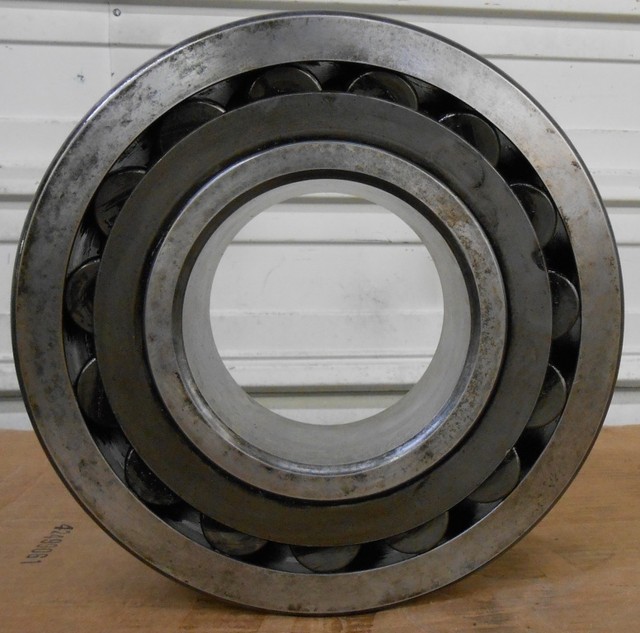 SKF EXPLORER, SPHERICAL ROLLER BEARING, 22330 CC/C3W33, 150 X 320 X 108