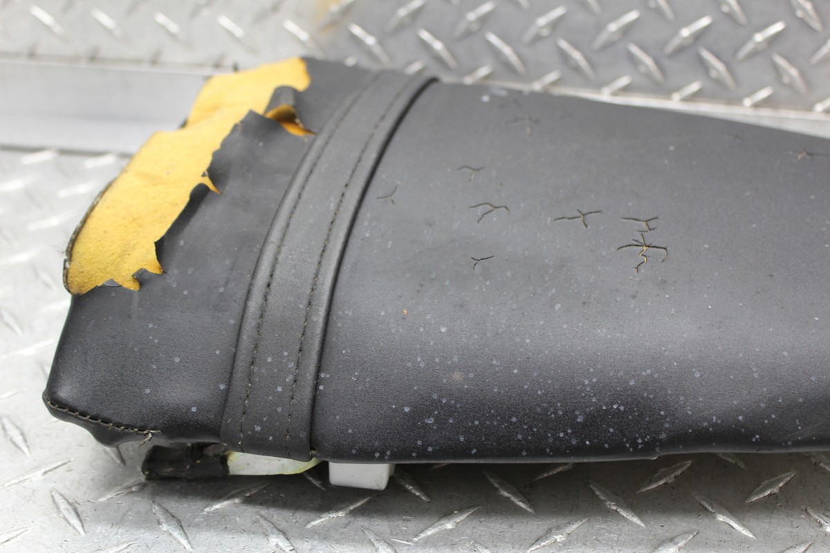 椅子 RYO 2002 KAWASAKI NINJA ZX12R ZX1200B REAR PASSENGER TANDEM SEAT PAD