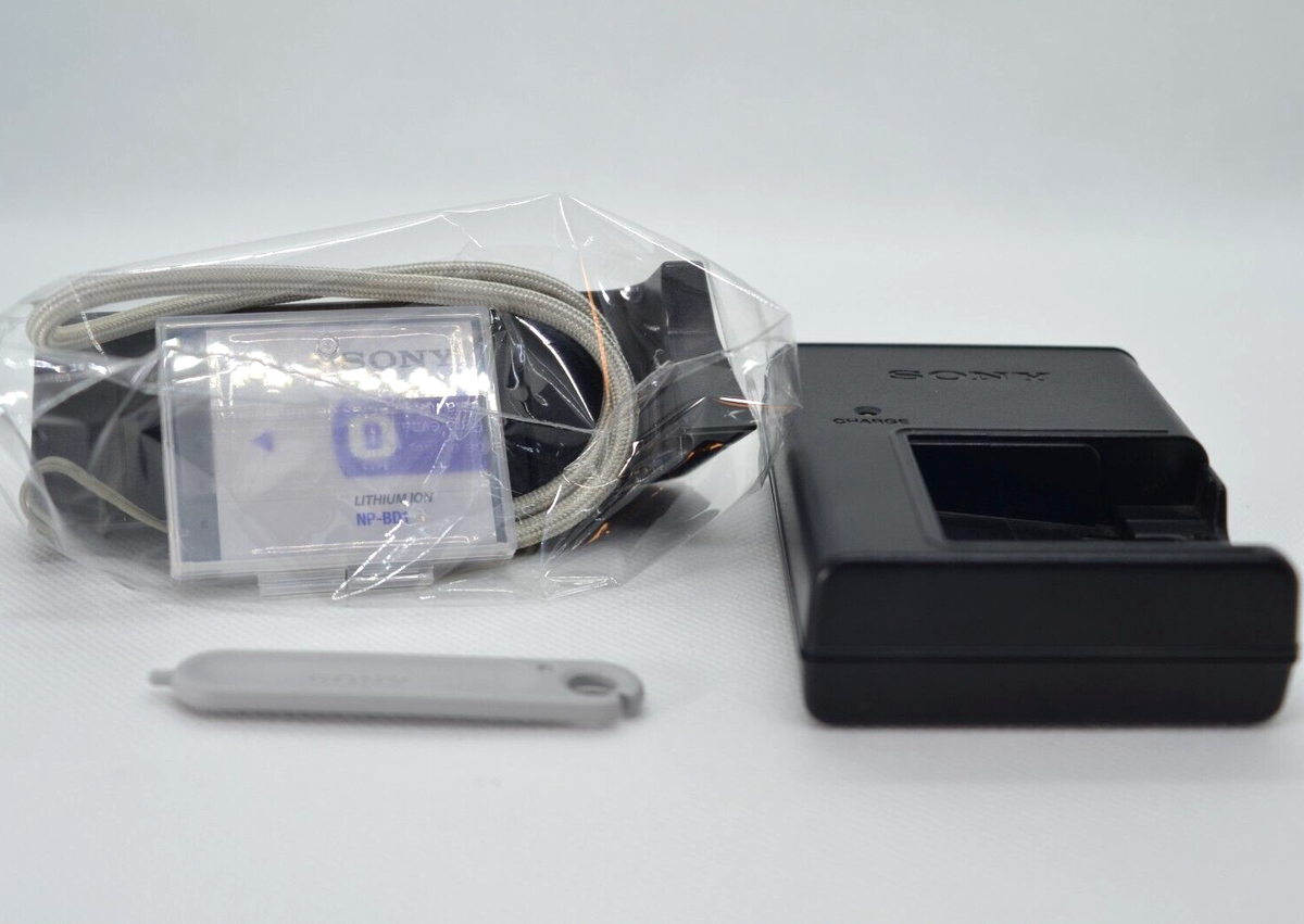Sony Cyber-shot DSC-T200 8.1MP Digital Camera - Silver for Sony Cyber-shot DSC-T200 8.1MP Digital Camera - Silver for