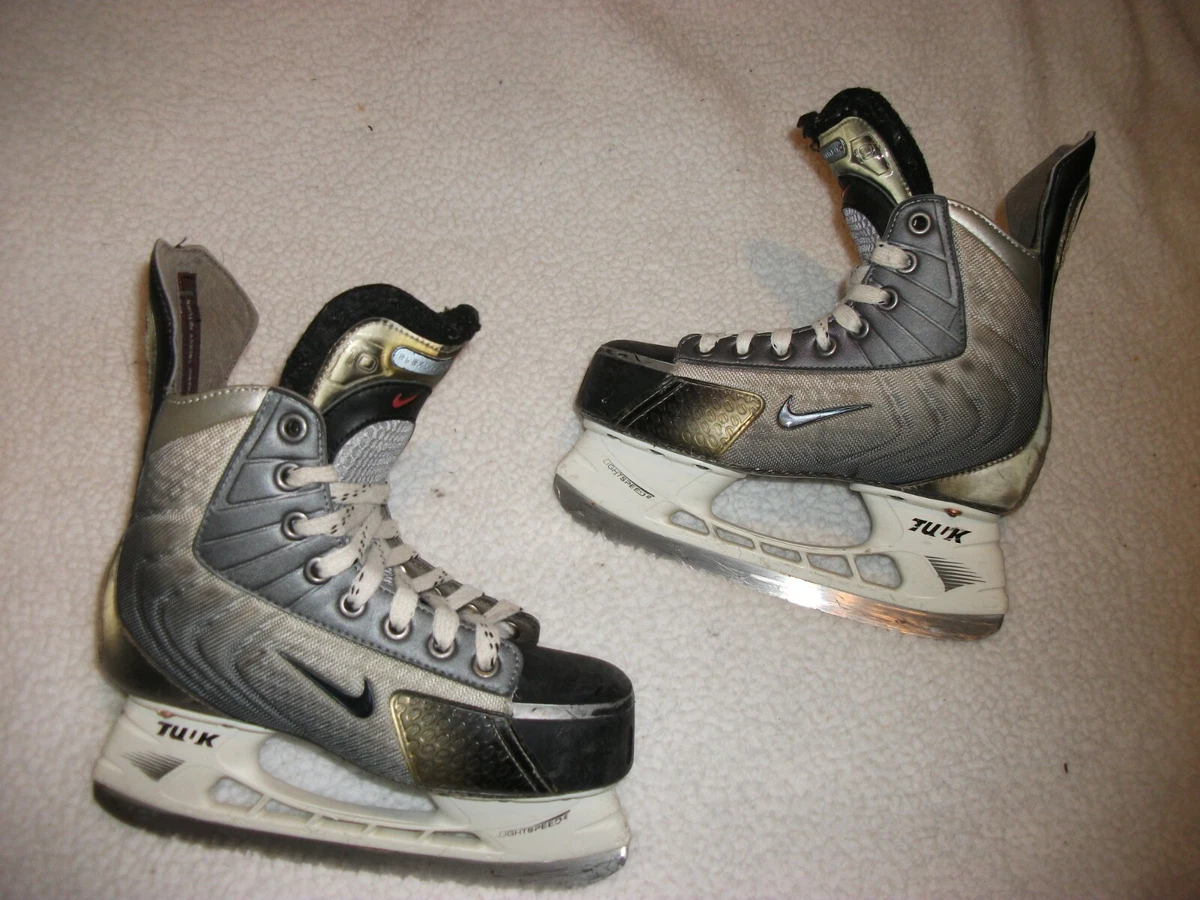 NIKE FLEXLITE 10 ICE HOCKEY SKATES,SIZE 3 D,NICE SHAPE,POPULAR MODEL,LS2  BLADES