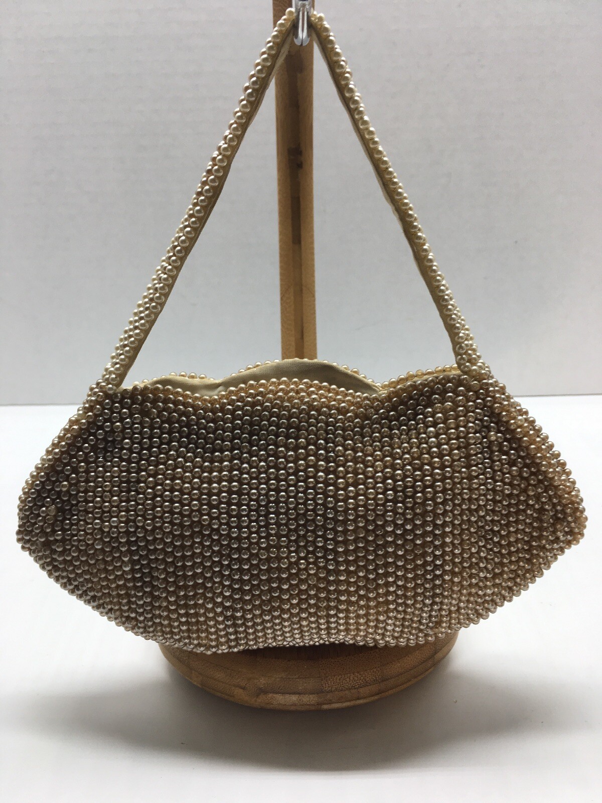 Vintage Ecru Glass Seeded Bead Design Wristlet Purse … Gem