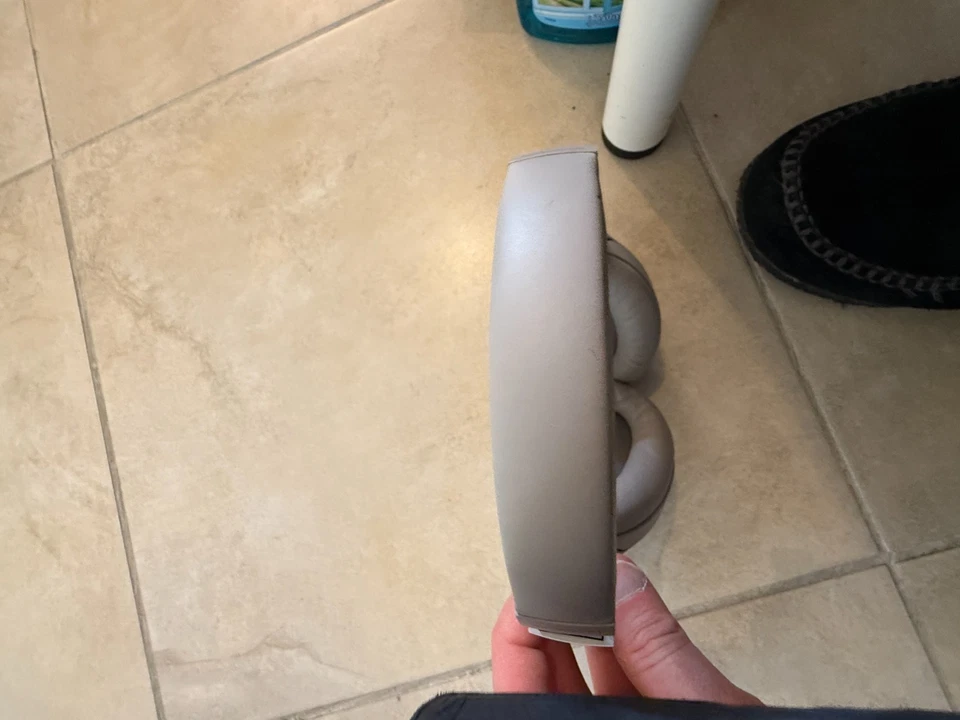 Sony WH-1000XM4 Écouteurs sans Fil Bluetooth - Argenté (WH1000XM4S) - Photo 4/4