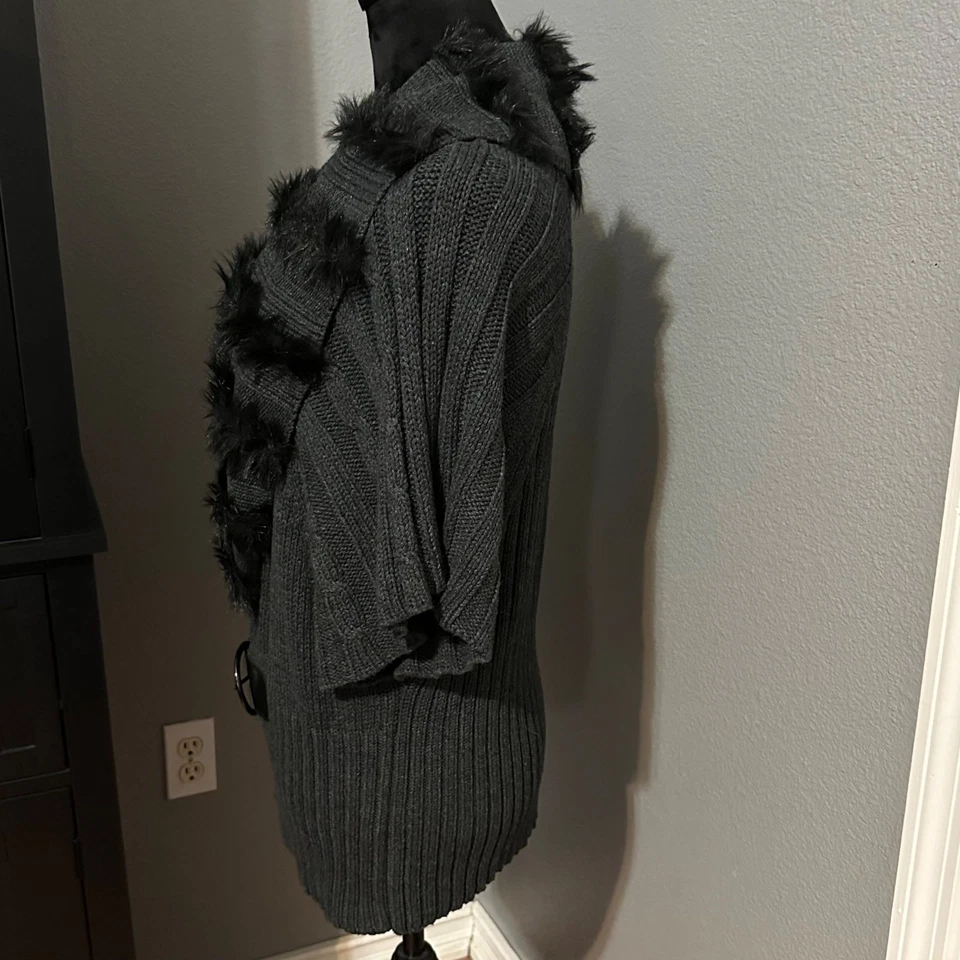 Women’s Shrug Cardigan XL Black Knit Faux Fur Trim Belted Front Closure Sweater - Image 4 of 4