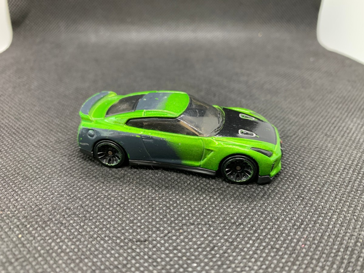 Hot Wheels - '17 Nissan GT-R R35 Guaczilla Tanner Fox - Diecast