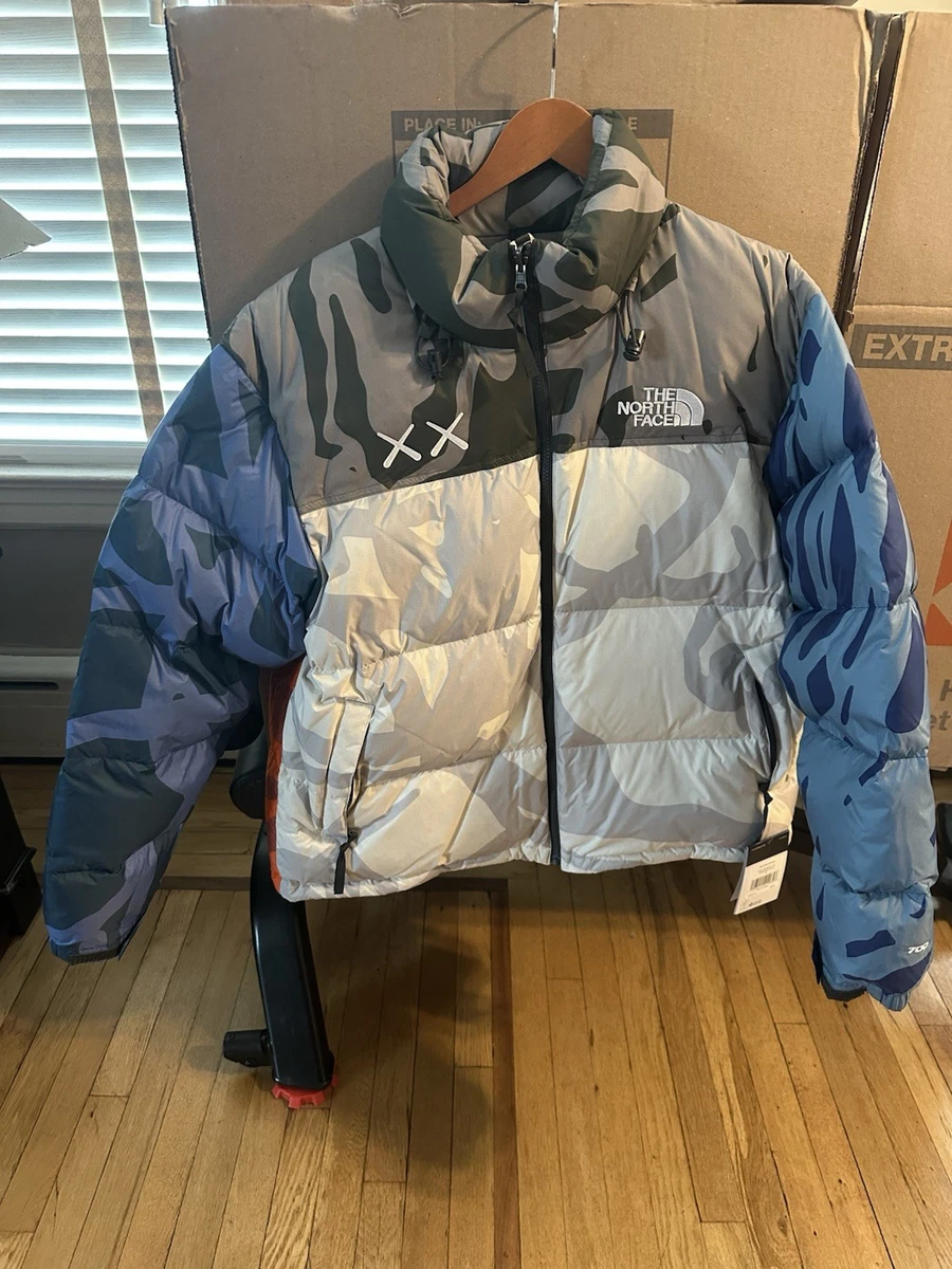 A*7様 The North Face Kaws Nuptse Jacket s-l1200.webp