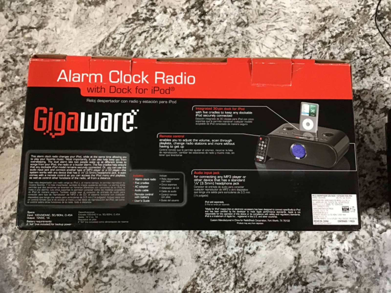 Alarm Clock Radio with Dock for iPad - Gigaware 40-220 COMPL