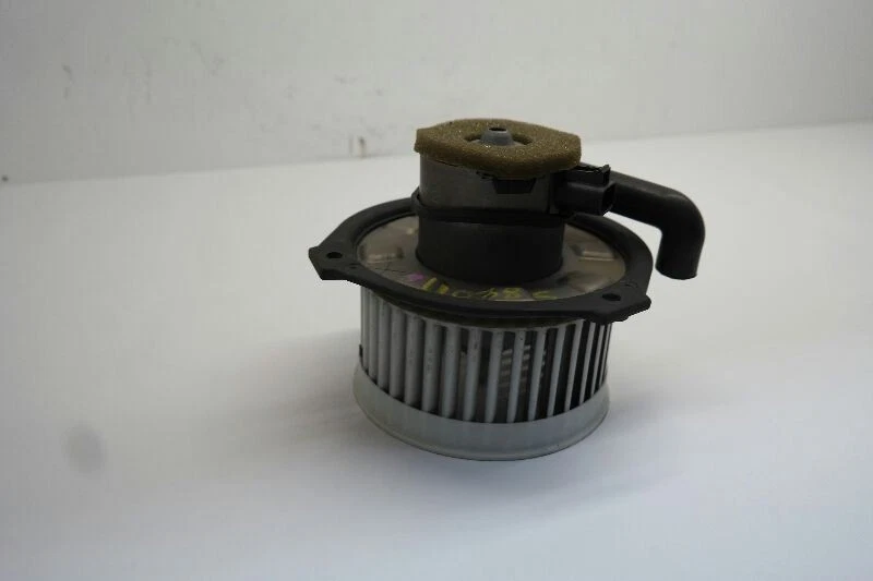 Chevrolet Corvette 2000-2002 soplador motor control automático de temperatura Opt CJ2  Foto 2 de 4