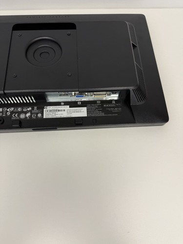 HP EliteDisplay E201 Monitor *No Cord* - Picture 15 of 18