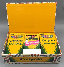 Vintage Crayola Crayon full set pencil box 19...