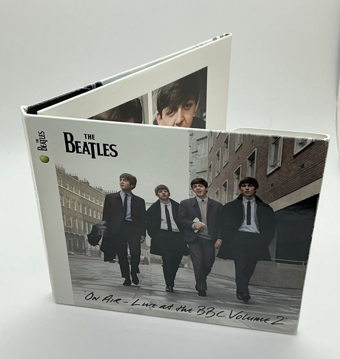 The Beatles Live музыкальные компакт-диски - огромный выбор по