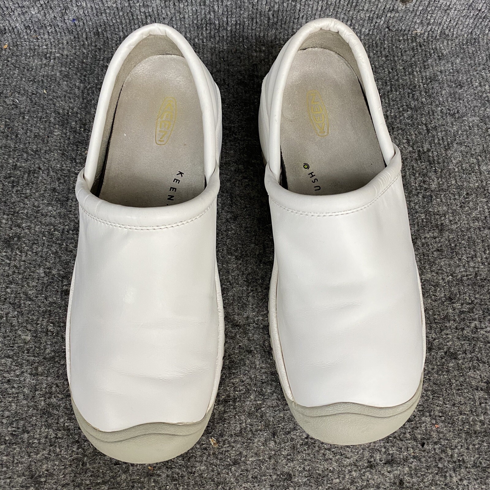 Keen Cush Slip Resistant White Leather Nursing Clogs Womens Shoes Size