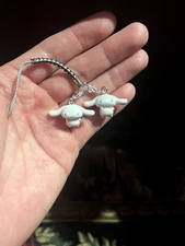 Sanrio Characters Cinnamoroll 2x Pearlescent Charms Zip Pull