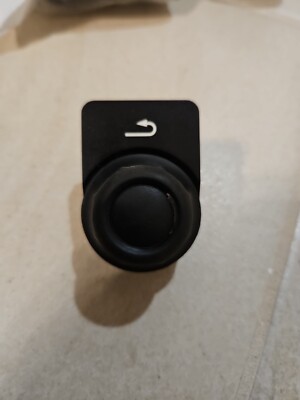 Peterbilt 579 MENU CONTROL Dash/Console Switch - Used | P/N Q271012201