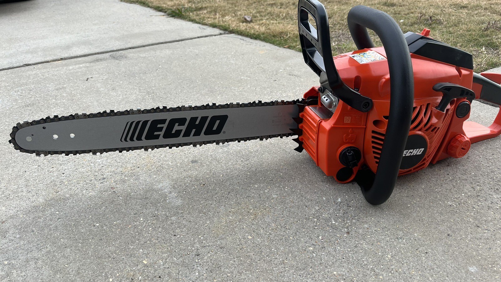 ECHO CS400 Chainsaw 18 inch Bar 40.2cc Gas Chain Saw 743184008980 eBay