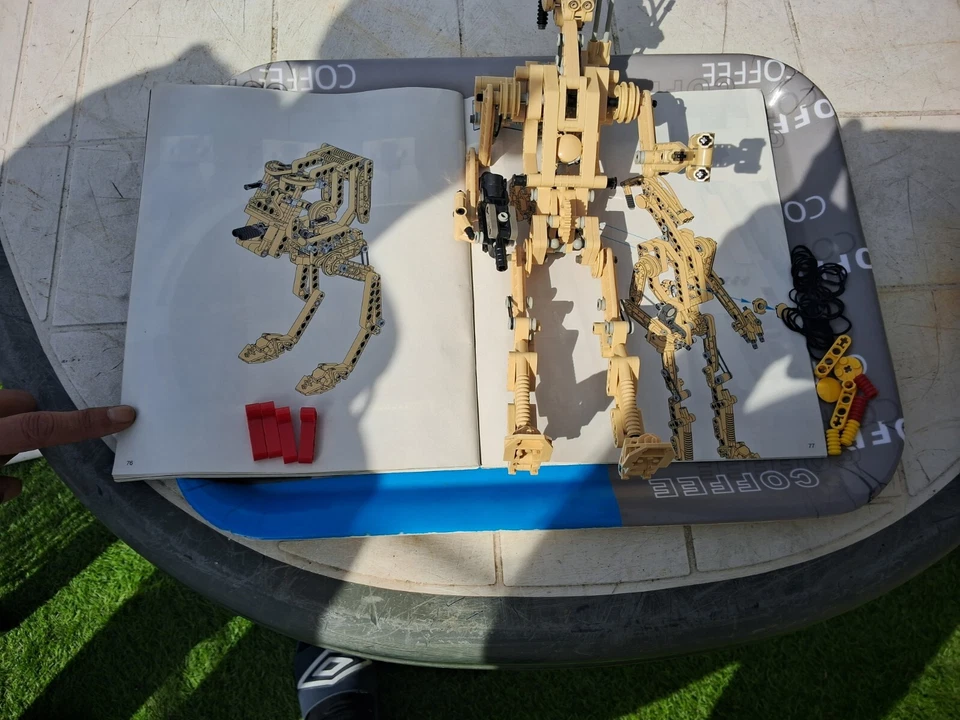 LEGO Technic 8001 Battle Droid, photo 4 sur 5