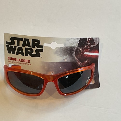 BOYS STAR WARS Wrap Sunglasses 100% UVA New With Tags - Picture 2 of 3