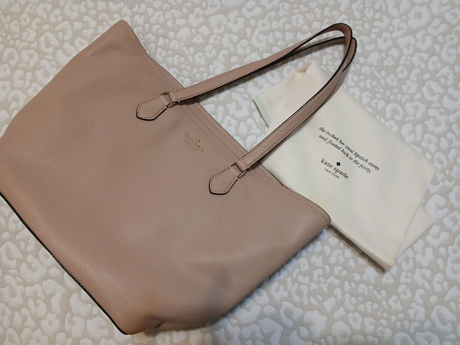 Borsa a tracolla Kate Spade in pelle rosa chiusura zip doppio cinturino