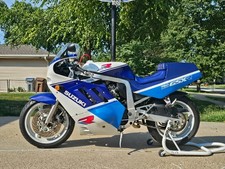 1988 Suzuki GSXR750 