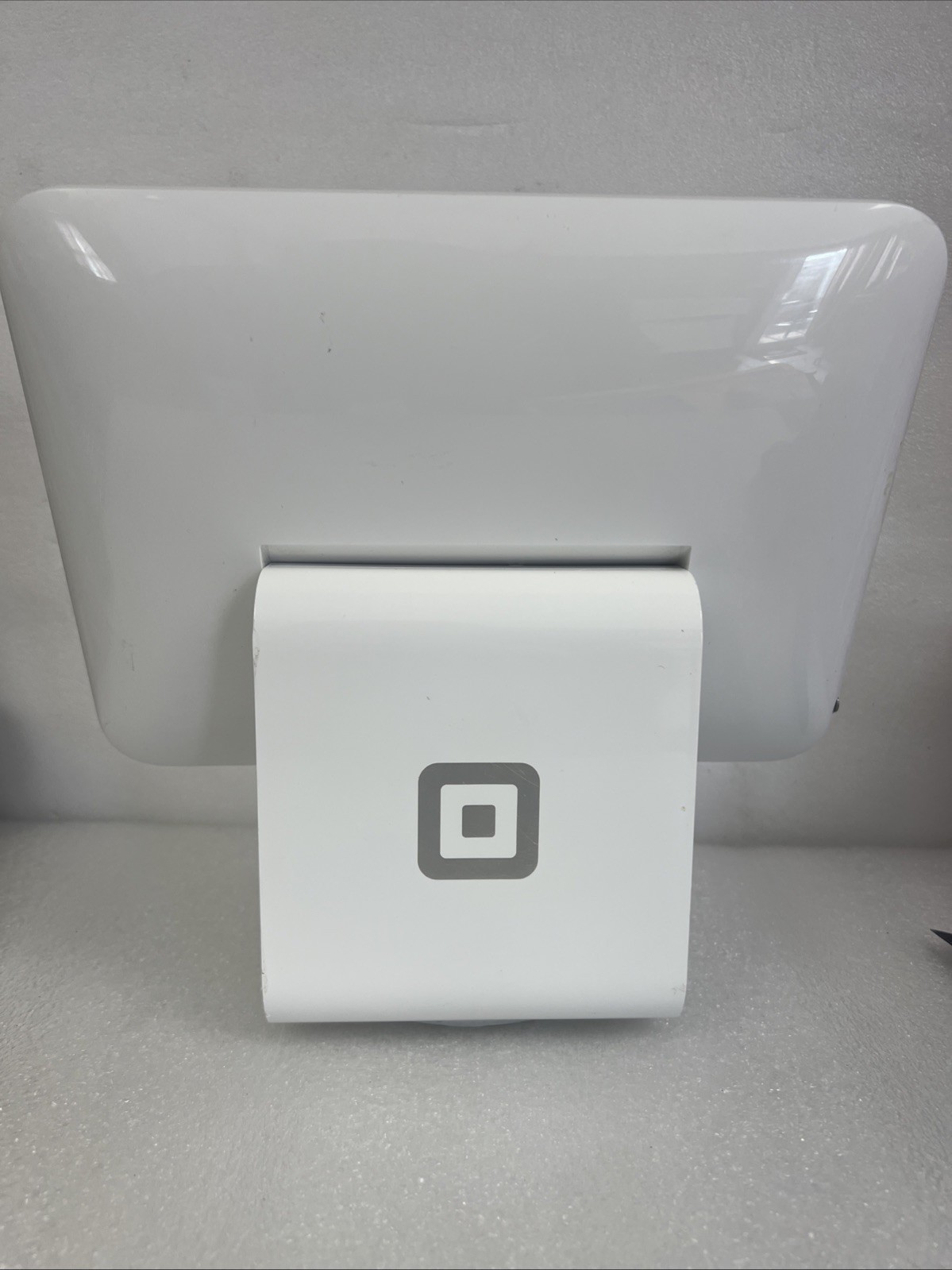 как выглядит Square Stand for iPad Model S089  No Power Adapter  POS Register фото