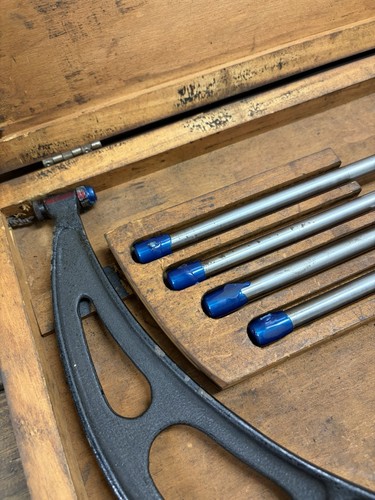 Starrett No. 224 Interchangeable Anvil Micrometer Set, 16-20" Range, .001" - Picture 6 of 8
