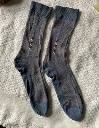 Mens Golden Legs White Fashion Dress Socks Size 10-13 NEW
