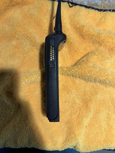 XTS 5000 UHF 1 380-470 MHz - Zdjęcie 2 z 5
