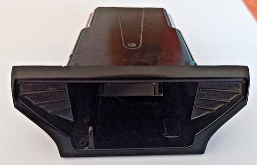 Aschenbechereinsatz für Opel Astra H 13133286 31574 0400JC Aschenbecher