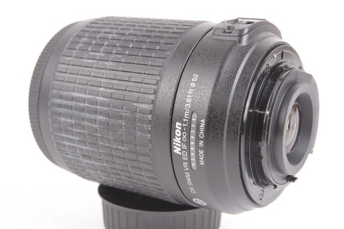 Nikon NIKKOR AF-S 55-200mm f/4-5.6G ED DX VR Telephoto Zoom Camera Lens #T-68224 - Picture 5 of 9