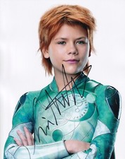 LIA McHUGH signed autograph 20x25cm ETERNALS in person autograph COA