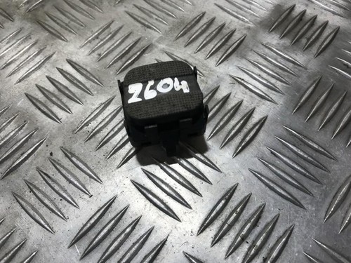 Volkswagen Passat 1994 Power window control (Window Regulator-Wind #371997-20