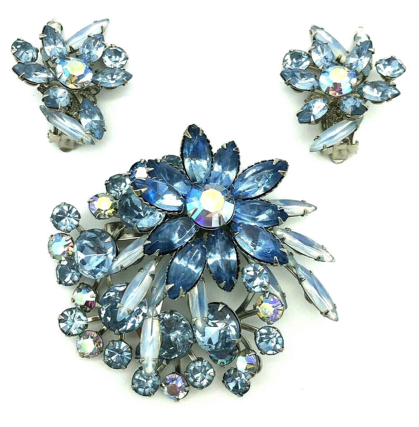 vintage blue rhinestone brooch