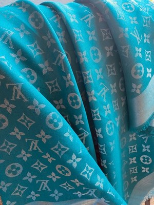 100% Authentic Louis Vuitton NWT New TURQUOISE BLUE SHINE Monogram Shawl, 112079