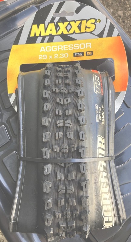 Maxxis Aggressor 29 X 2.30 Tubeless Ready Dual Ply 120tpi Double Down Case Tyre