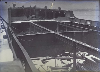 VINTAGE GLASS NEGATIVE CONSTRUCTION WORK INTERIOR BARGE, S.I., N.Y. SHIPYARD