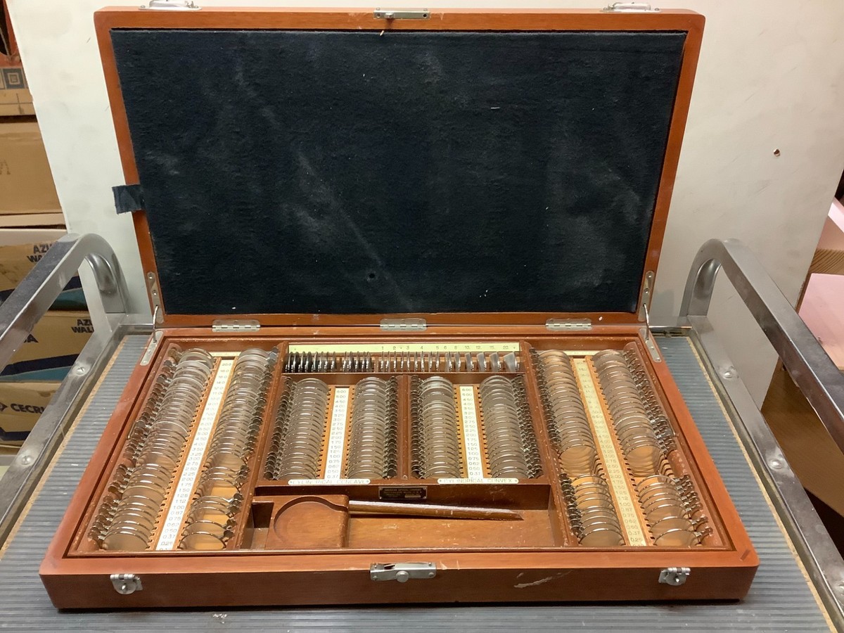 American Optical AO トライアルレンズセットケース付き中古 American Optical Vintage Optometrist Trial Lens Set | eBay