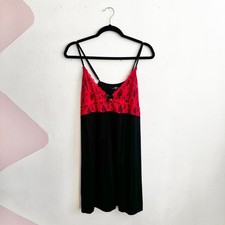 Daisy Fuentes Lace Slip Dress Nightgown Y2K 2000s Glam Vampire Goth Black Medium