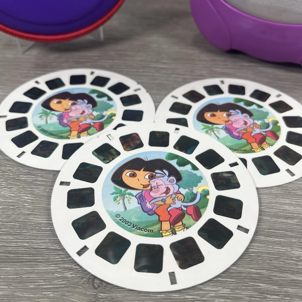Vintage Dora the Explorer Viewmaster w/ 3 Reels & Storage Case - Image 2 of 4