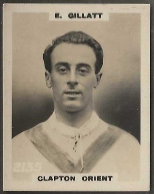PINNACE FOOTBALL - PINNACE BACK - #2135 - CLAPTON ORIENT - E. GILLATT
