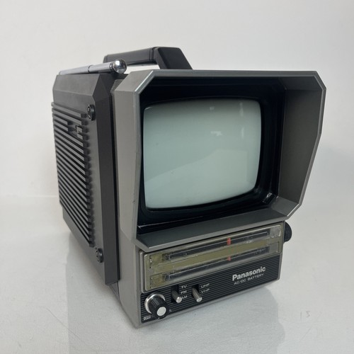 Vintage Panasonic Portable TV TR-5046P Tested Working No Power Cord - Picture 1 of 9