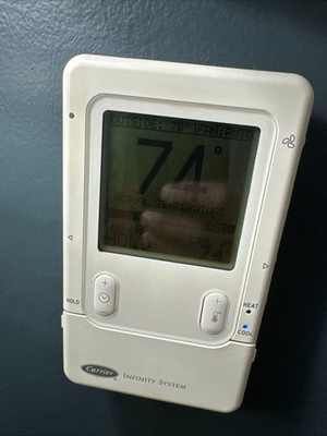 Carrier Infinity SYSTXCCUID01-B Digital Programmable Thermostat