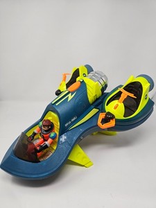 Fisher Price Planet Heroes 2007 Turbo Space Shuttle w/ Ace lot of 2