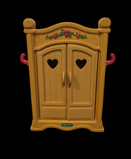 Fisher-Price Briarberry Bear Wardrobe