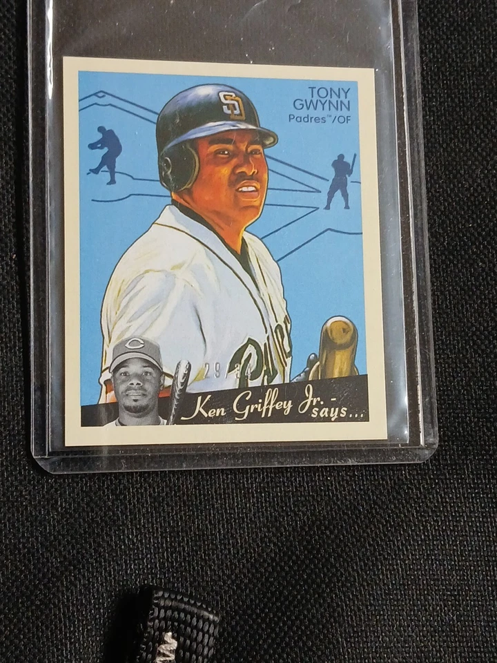 Tarjeta UD Goudey Tony Gwynn Mini 2008 negra SP serie trasera #'d 29/34 # 226 Padres Foto 4 de 4