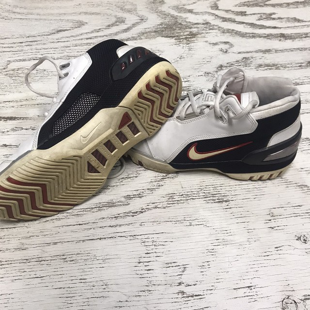 nike lebron 1 online
